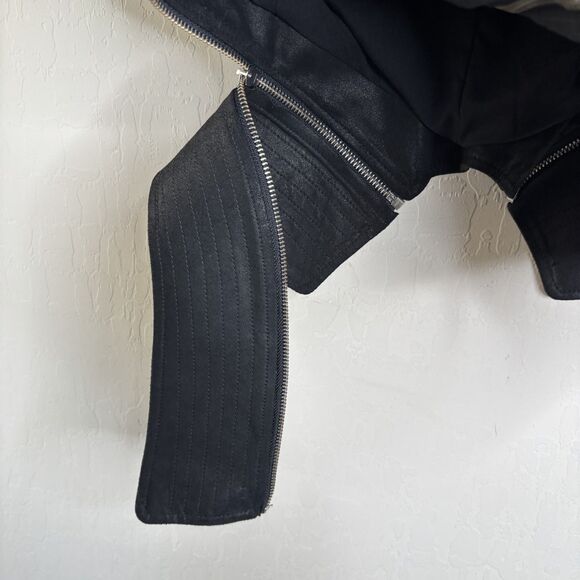 Dawn Levy Leather Zipper Vest - Picture 4 of 7